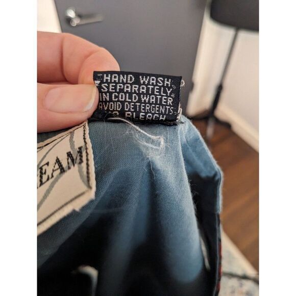 *3 for $12*‎ Silver Stream 100% Cotton Geometric Print Vest - Small - Picture 8 of 8